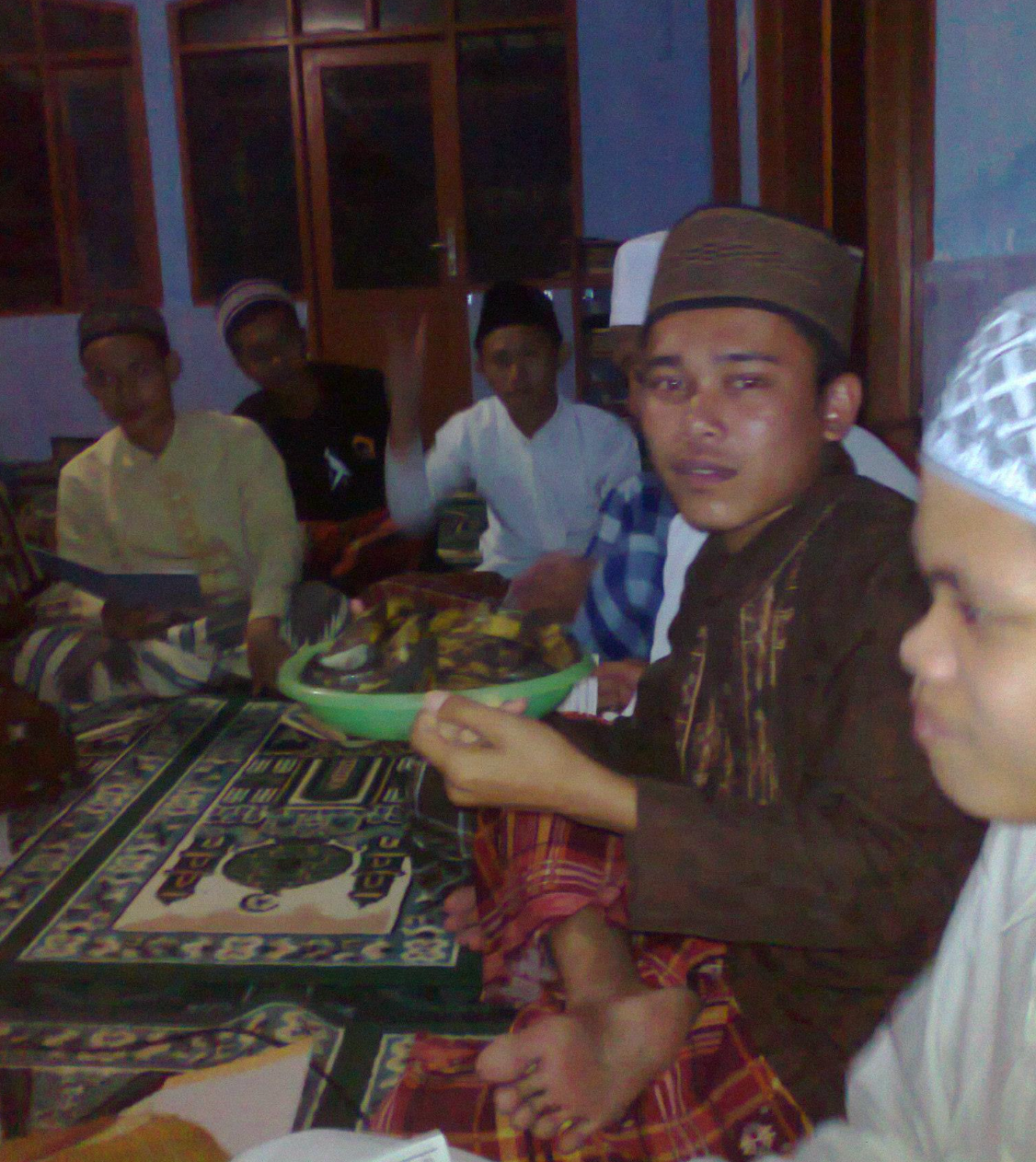 Aktifitas Setelah Selesai Membaca Barzanji